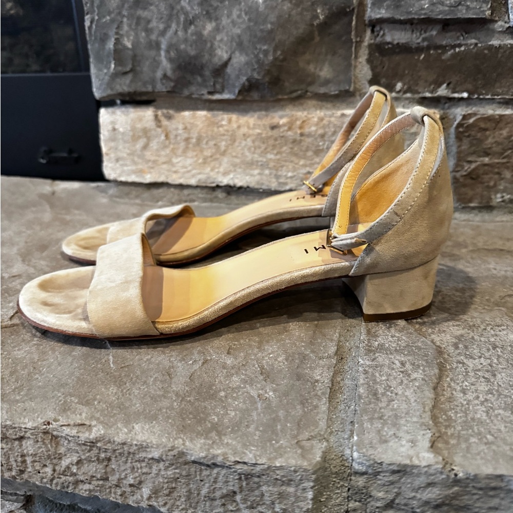 M. Gemi Tan Heels with Ankle Strap and Open Toe